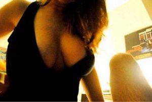 Louise-amélie independent escorts in Berea